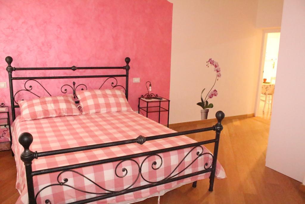 L'Iris B&B Lucca Phòng bức ảnh